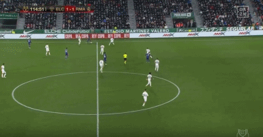 59+43+42！联盟第1！字母哥如日中天，雄鹿却与总冠军渐行渐远