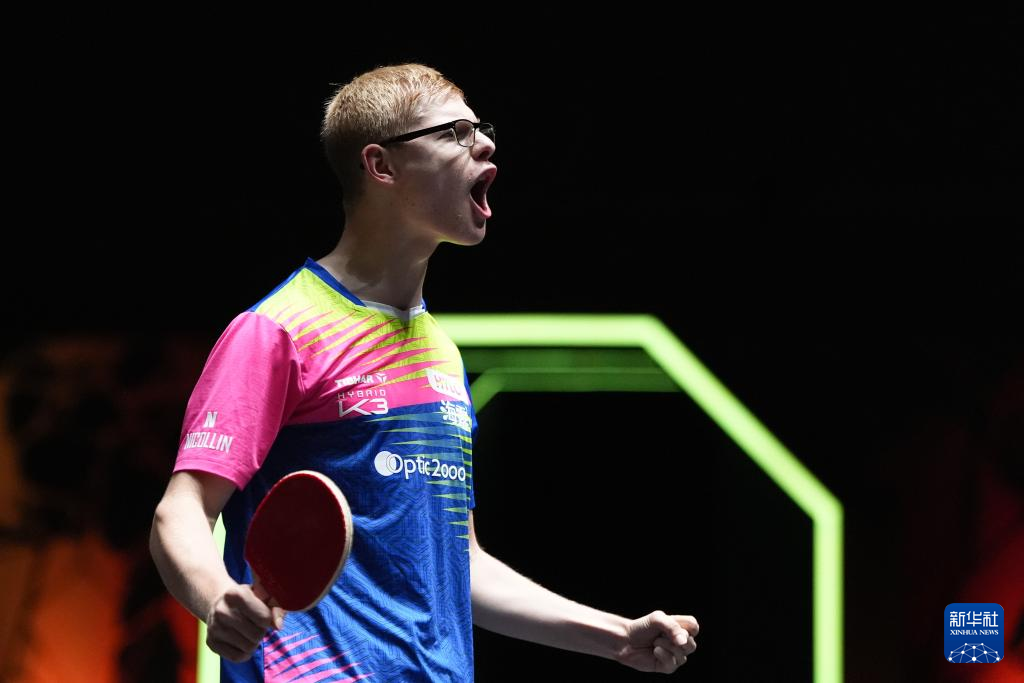 现这种跨界 现这种跨界